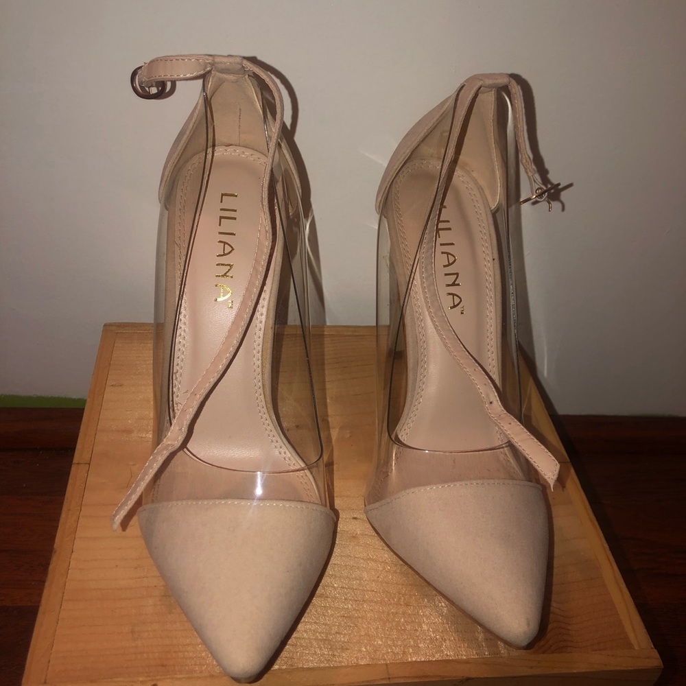 Semi clear pumps